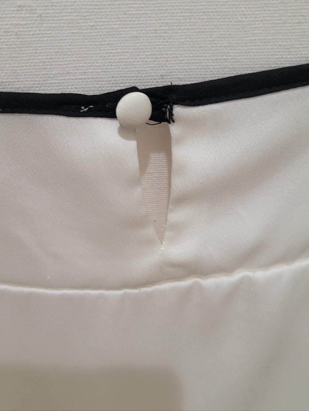 Kate Spade Charmeuse Babydoll Nightie White with Black Trim | Size Medium - Picture 4 of 9